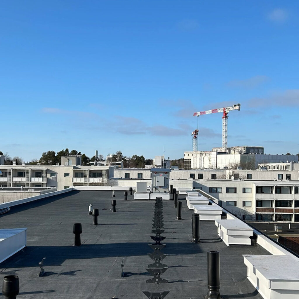 Taloyhtiön kattoremontti